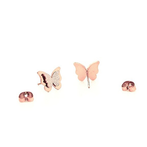 ❤️4 for $20 Sale❤️ Rose Gold Butterfly Earrings - Picture 4 of 5